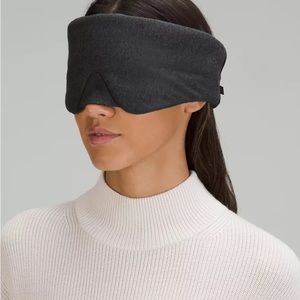 Lululemon Rest and Restore Eye Mask